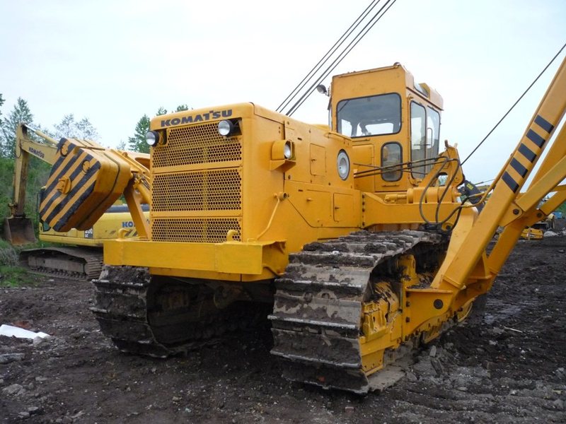 Трубоукладчик komatsu d355c фото